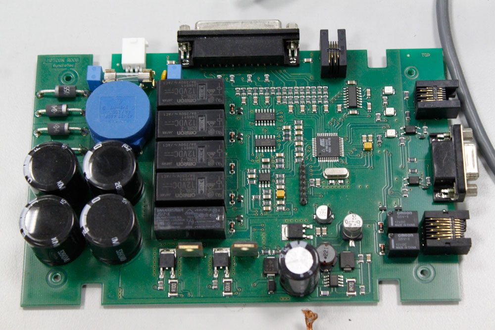 syncrotec_gesamtaufnahme_platine